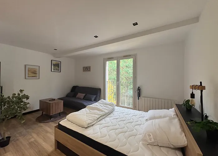 70 - Face A La Gare Apartamento *