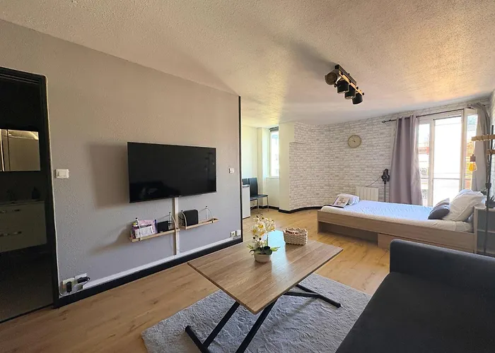 Appartement 70 - Face à La Gare *